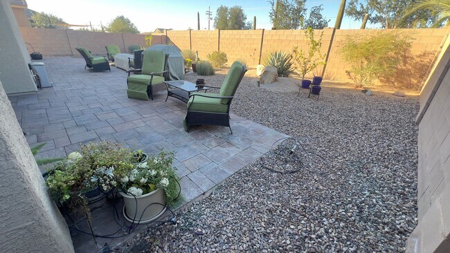 Building Photo - Furnished 4 Bedroom in NW Tucson