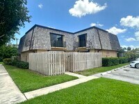Building Photo - 405 Arabian Rd