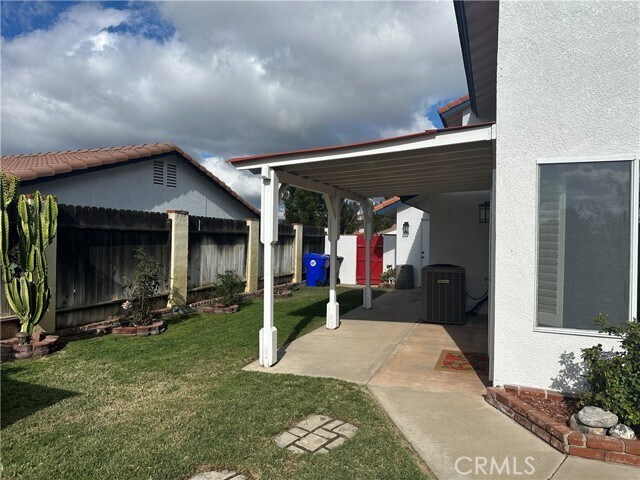 Building Photo - 35455 Beech Ave