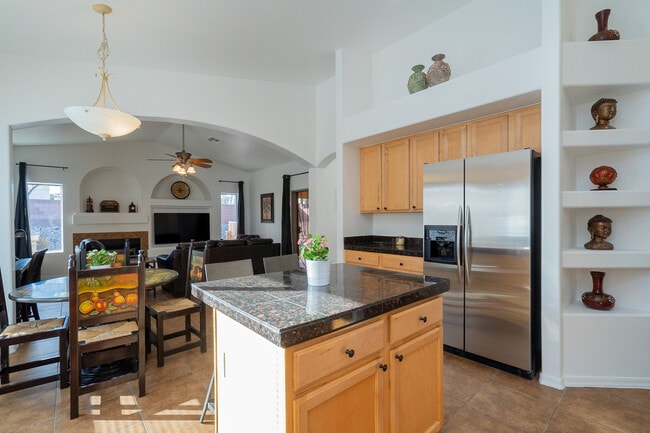 Building Photo - 5109 N Pelican River Way