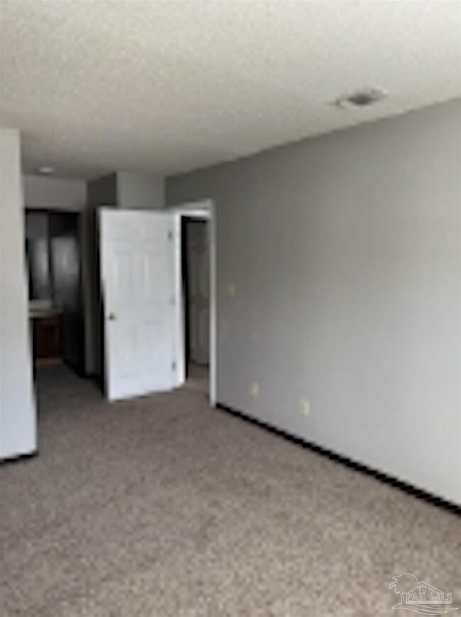 Building Photo - 455 Stara Cir