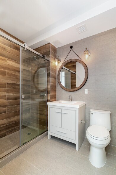 Building Photo - 41-32 27th St