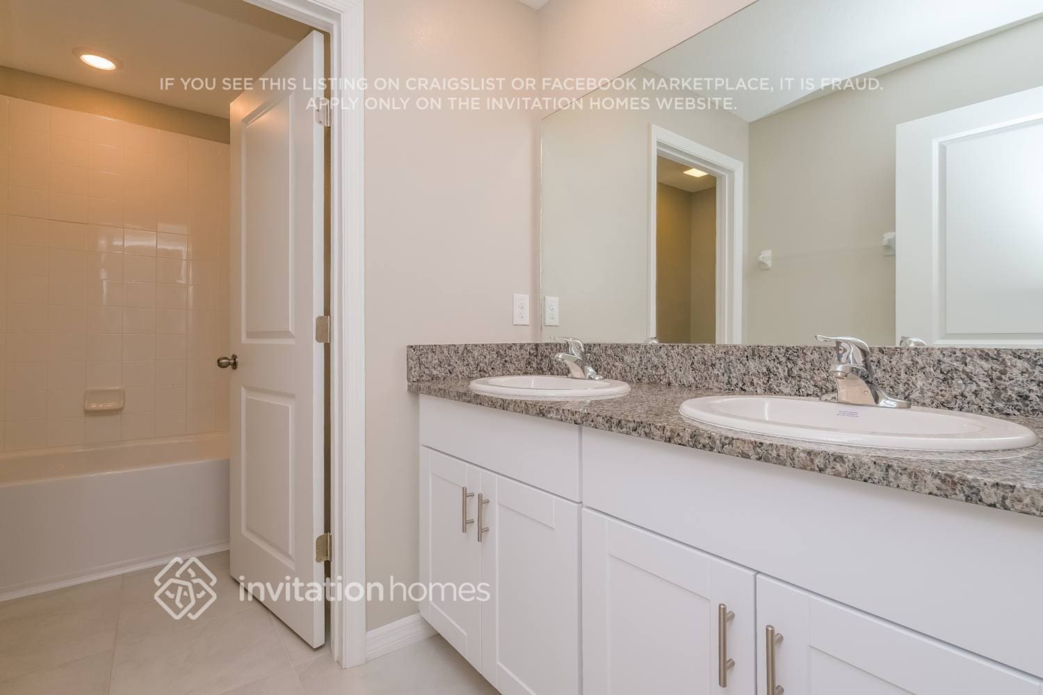 Building Photo - 2257 Jungle Dr