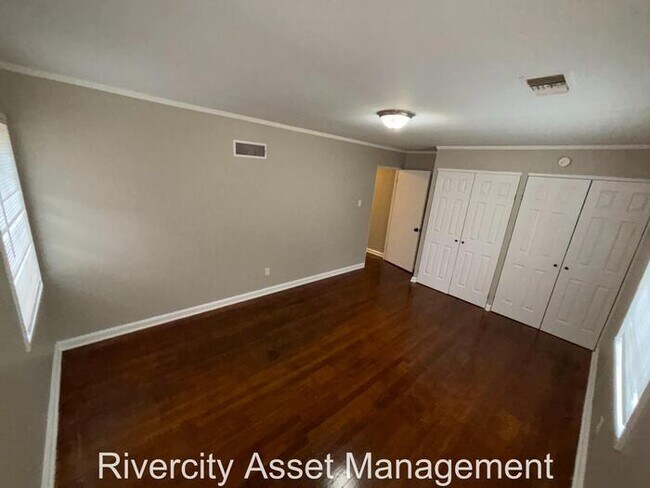 Building Photo - A Must See In 38111 !!!!! Section 8 Welcom...