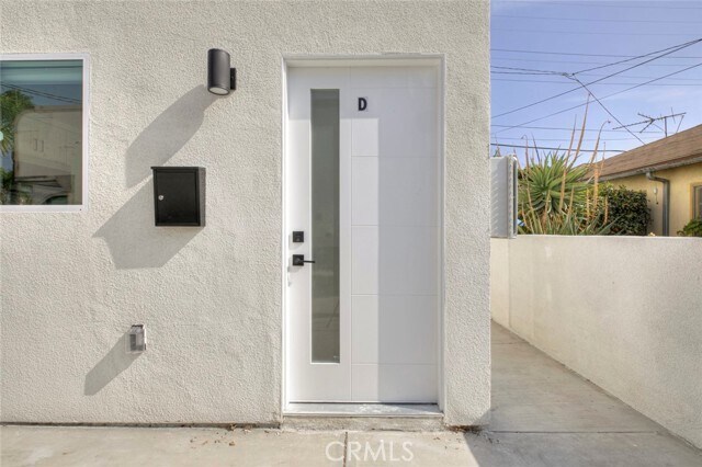 Building Photo - 1070 Allen Ave