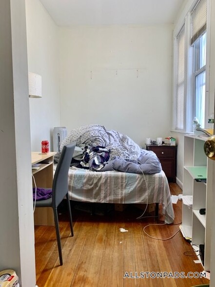 Building Photo - 7 Price Rd