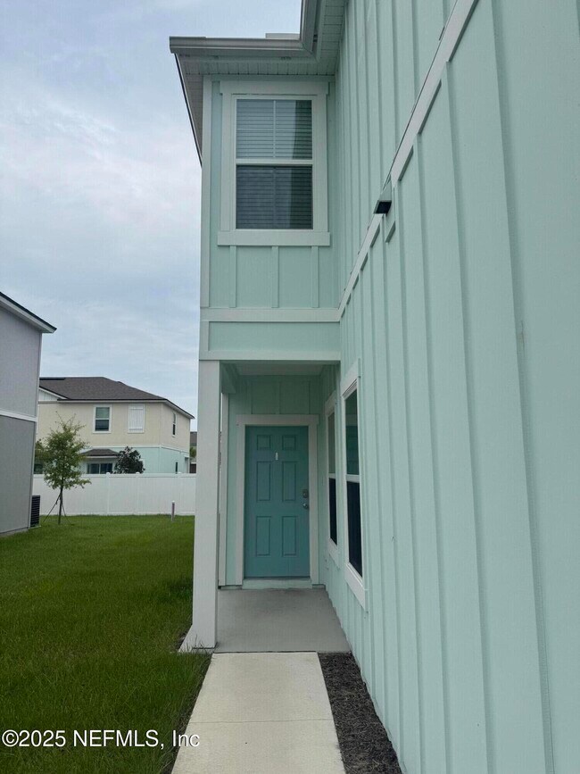 Building Photo - 412 Talulla Trl