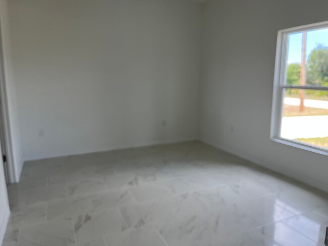 Building Photo - Brand New 3br Home-Ready for move in!