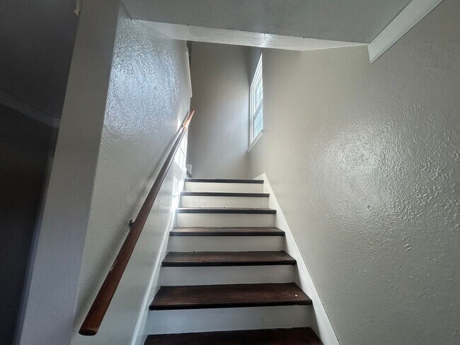 Building Photo - 2734 Powhattan Pkwy