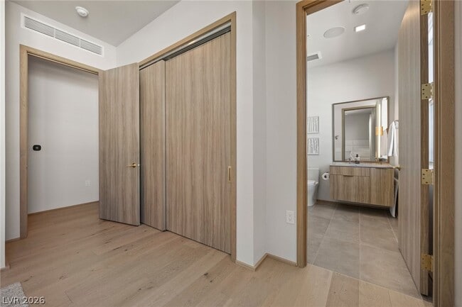 Building Photo - 8475 Michael Cherry Ave