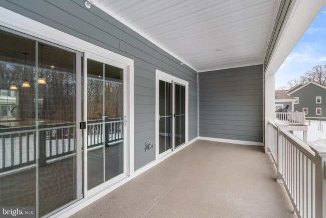 Building Photo - 10706 Larkswood St