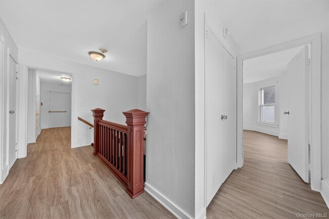 Building Photo - 34 Market St