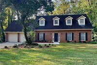 Building Photo - 4820 Hill Creek Ct