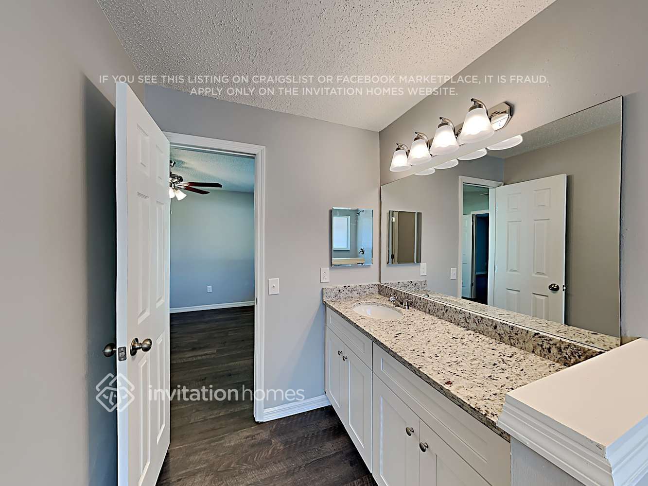 Building Photo - 15111 Roundup Dr