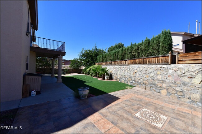 Building Photo - 14157 Robert Ituarte Dr