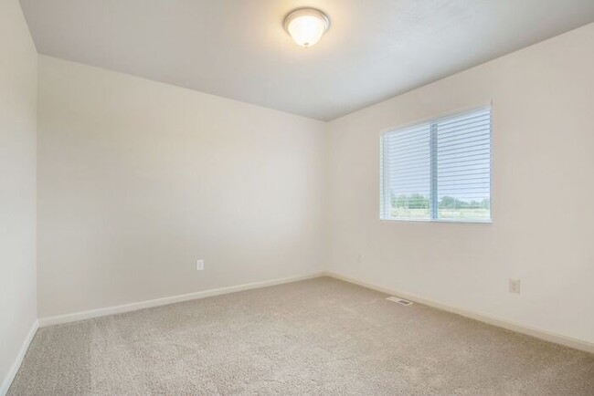 Building Photo - 5347 Eagle Glen Dr SW