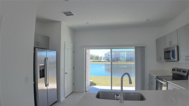 Building Photo - 3191 Skyline Lp