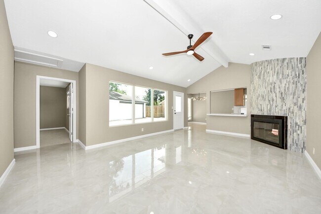 Building Photo - 16114 Forest Bend Ave