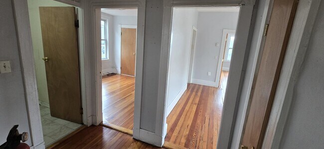 Building Photo - 6 Beede Ave