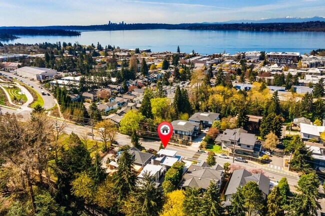 Building Photo - 106 6th St South