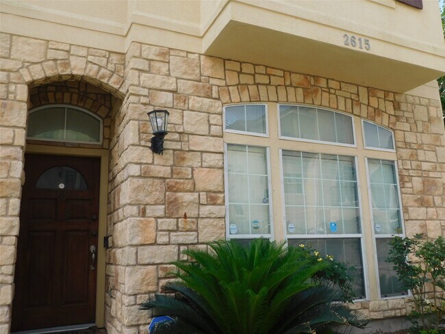 Building Photo - 2615 Starboard Point Dr