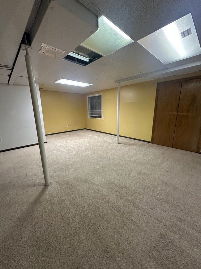 Building Photo - Townhome in Aurora nearby I-225