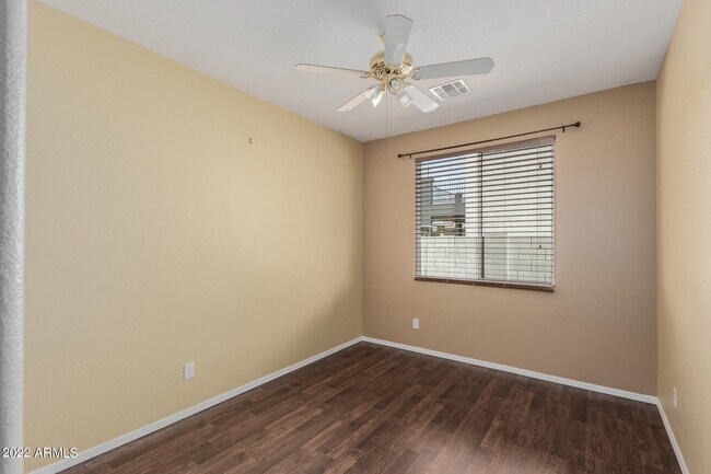 Building Photo - 14440 W Redfield Rd