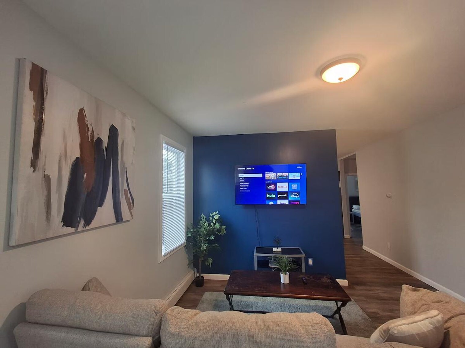 Building Photo - 474 Manton Ave