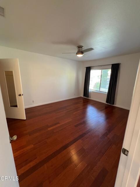Building Photo - 835 Sandberg Ln