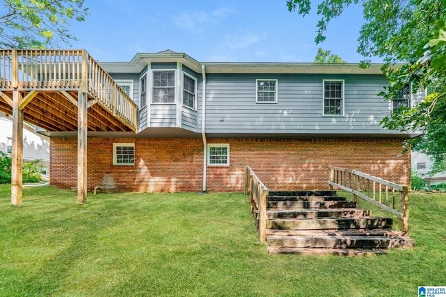 Building Photo - 305 Russet Cove Cir