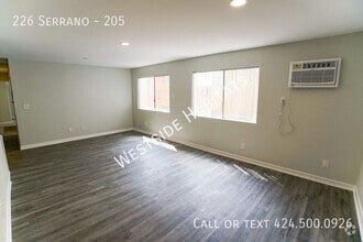 Building Photo - 226 Serrano-205