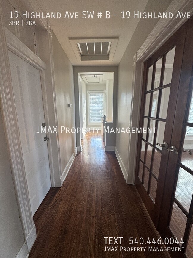 Building Photo - 19 Highland Ave SW