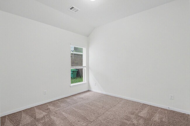 Building Photo - 21327 Somerset Shores Crossing