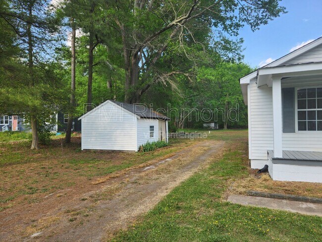 Building Photo - 8037 Varina Rd