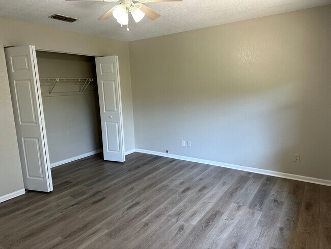 Building Photo - 3110 Harmon Ln