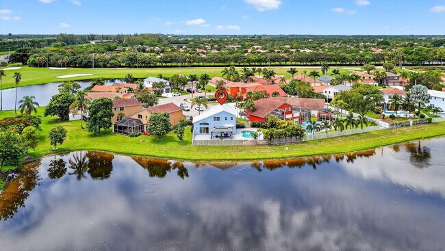 Building Photo - 8225 Pelican Harbour Dr