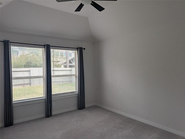 Building Photo - 16826 Beechwood Forest Way