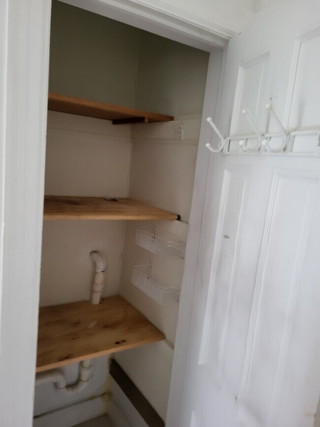 Pantry - 425 Vassar Rd
