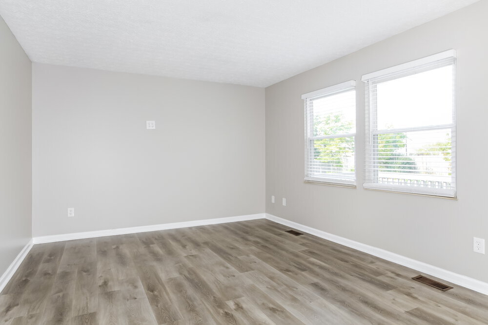 Building Photo - 5560 Deer Hill Dr