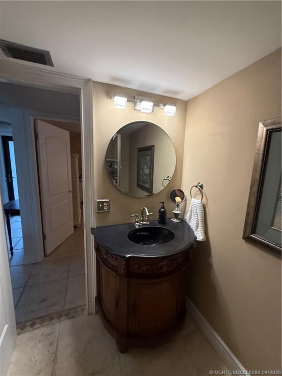 Building Photo - 1950 SW Palm City Rd