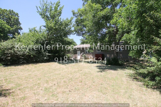 Building Photo - 1362 E 52nd St N