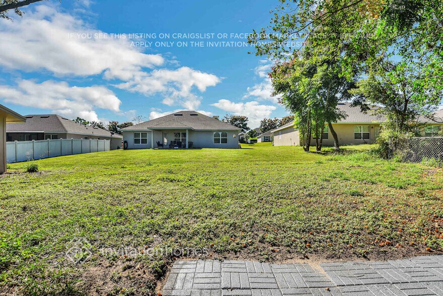 Building Photo - 6903 Fern Cir