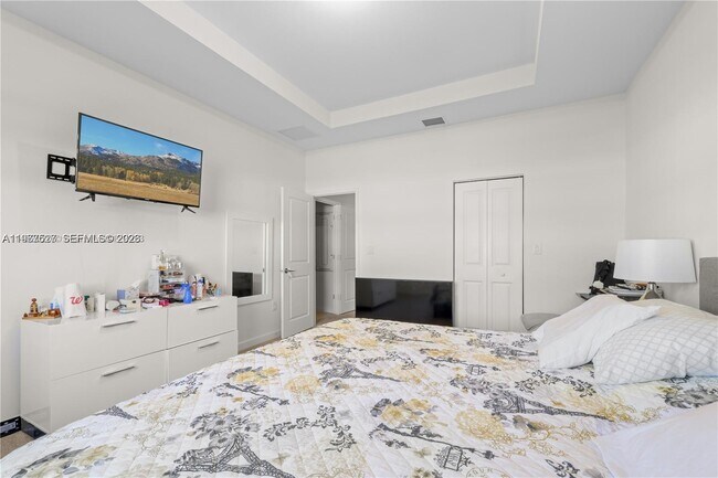 Building Photo - 25449 SW 108th Ct