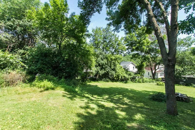 Building Photo - 571 Angella St