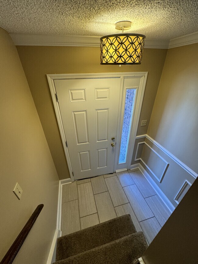 Building Photo - 6510 Wildwood Trail