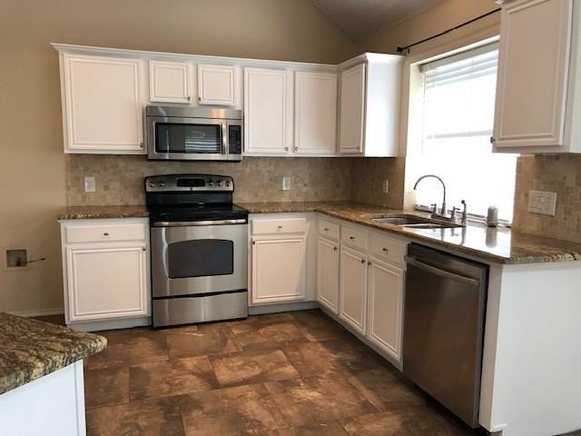 Building Photo - 306 Bardwell Dr