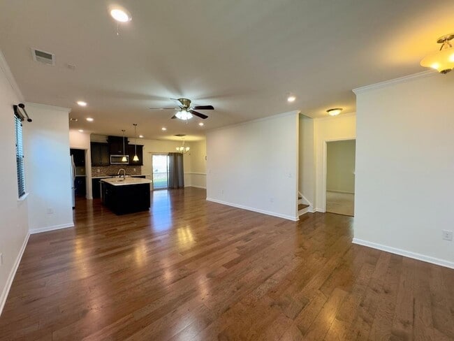 Building Photo - 1200 Governess Ln