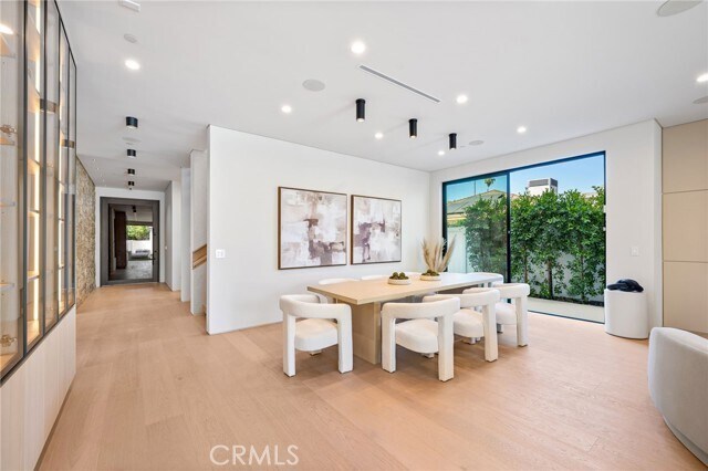 Building Photo - 16728 Morrison St