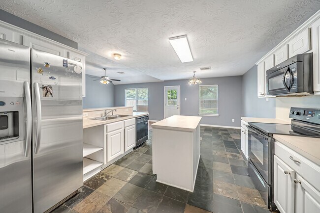 Building Photo - 16393 Ryan Guinn Way