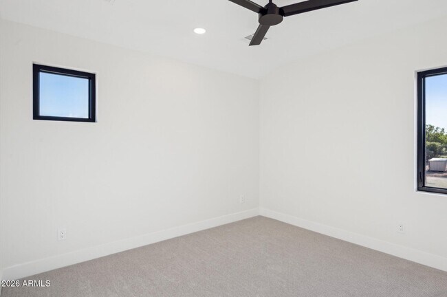 Building Photo - 6306 N 10th Dr